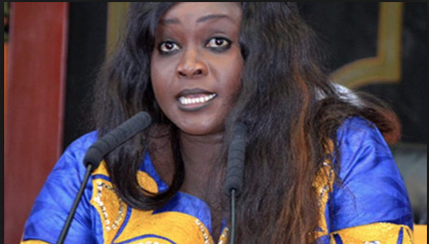 Fatou Thiam dézingue Idy et parle de ‘’livre satanique d’un éternel perdant’’ Fatou Thiam dézingue Idy et parle de ‘’livre satanique d’un éternel perdant’’