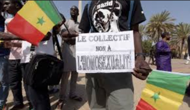 EXTORSION DE FONDS, CHANTAGE ET VIOLS RÉPÉTÉS A GUEDIAWAYE : 5 homosexuels dont un marabout transforment un adolescent en objet sexuel EXTORSION DE FONDS, CHANTAGE ET VIOLS RÉPÉTÉS A GUEDIAWAYE : 5 homosexuels dont un marabout transforment un adolescent en objet sexuel