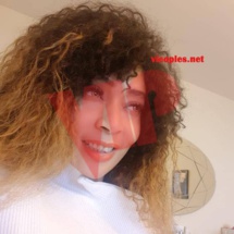 ISIS ISIS, l'artiste Sénégalaise de Genève en pleine délire da sa voiture. REGARDEZ ISIS ISIS, l'artiste Sénégalaise de Genève en pleine délire da sa voiture. REGARDEZ