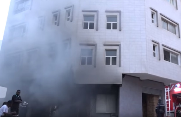 Incendie à Scat Urbam : Un immeuble R+4 prend feu Incendie à Scat Urbam : Un immeuble R+4 prend feu