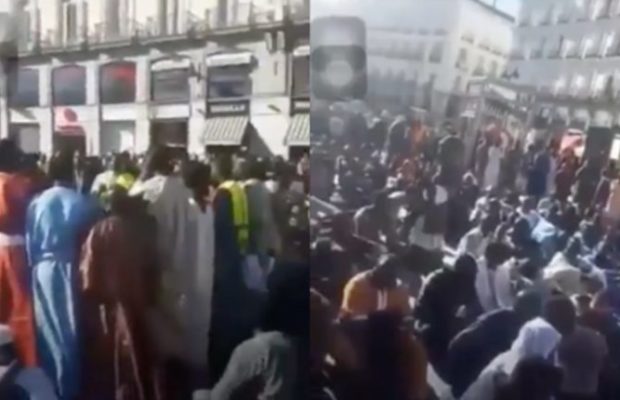 (Vidéo Émouvante) Hopital De Bordeaux : Les Mourides De France Rendent Un Dernier Hommage À Cheikh Béthio