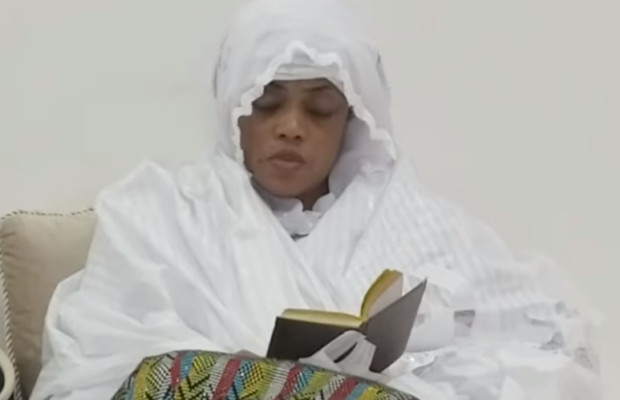 Urgent: Déclaration de Sokhna Aida « Diglewouma Dara Loudou Jangue ALKHOURANE » Urgent: Déclaration de Sokhna Aida « Diglewouma Dara Loudou Jangue ALKHOURANE »