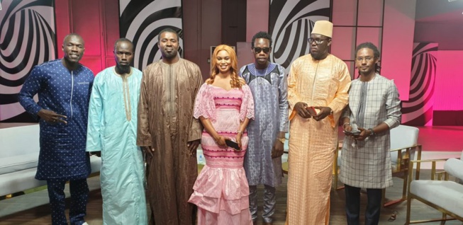 Tournage « Encore +» les coulisses… Tout ce que vous n’avez pas vu en Images avec Pape Sidy Fall Tournage « Encore +» les coulisses… Tout ce que vous n’avez pas vu en Images avec Pape Sidy Fall