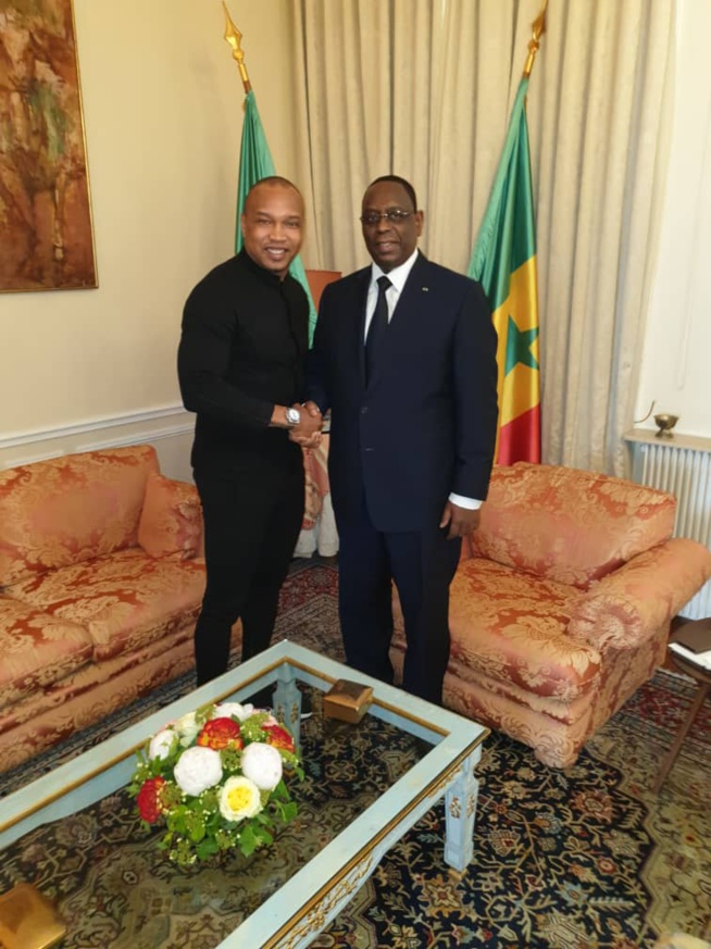 Paris : un doublé de Présidents pour un double ballon d'or !  Après Abdou Diouf, Macky Sall.