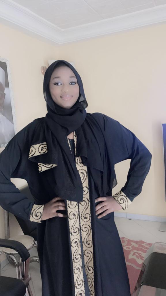 Admirez le nouveau look du top modél Bijou la Gazelle Noire durant le ramadan. Admirez le nouveau look du top modél Bijou la Gazelle Noire durant le ramadan.