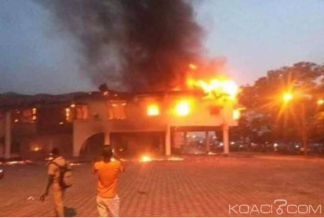 Côte d’Ivoire: Un Sénégalais blessé et des magasins pillés dans des violences intercommunautaires Côte d’Ivoire: Un Sénégalais blessé et des magasins pillés dans des violences intercommunautaires