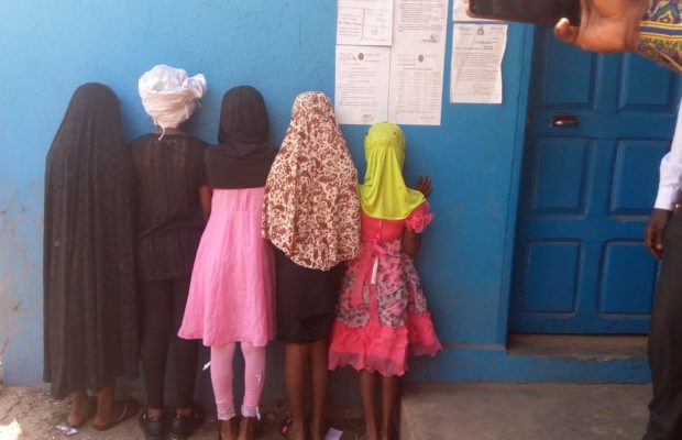 Un enseignant de 46 ans viole 6 fillettes de sa classe Un enseignant de 46 ans viole 6 fillettes de sa classe
