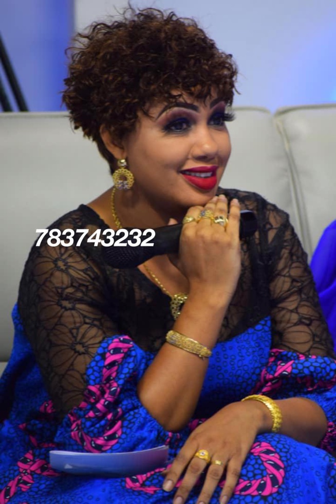 Q.G: Dieynaba Seydou Ba de la TFM fait confiance à l'expertise de NEYMANE COIFFURE pour ses coiffures. Sacre Coeur boulangerie Jaune. Q.G: Dieynaba Seydou Ba de la TFM fait confiance à l'expertise de NEYMANE COIFFURE pour ses coiffures. Sacre Coeur boulangerie Jaune.