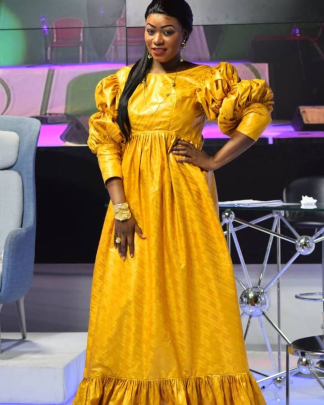 La perfection de Khady Ndiaye Bijou sur le Plateau de QG La perfection de Khady Ndiaye Bijou sur le Plateau de QG