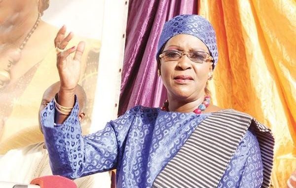 Meurtres de femmes : La Réaction Amsatou Sow Sidibé fait polémique Meurtres de femmes : La Réaction Amsatou Sow Sidibé fait polémique