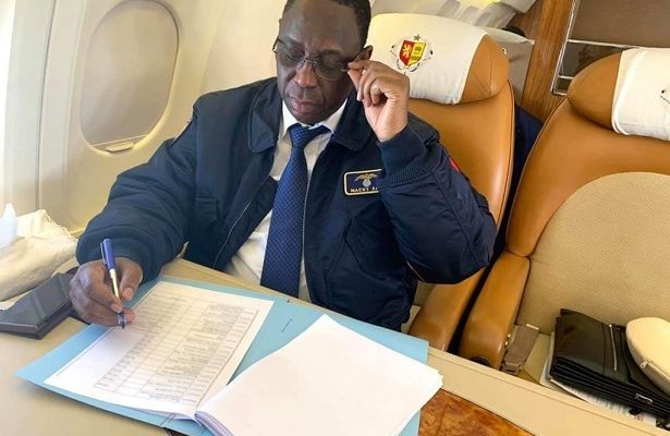 Macky Sall FAST TRACK oblige