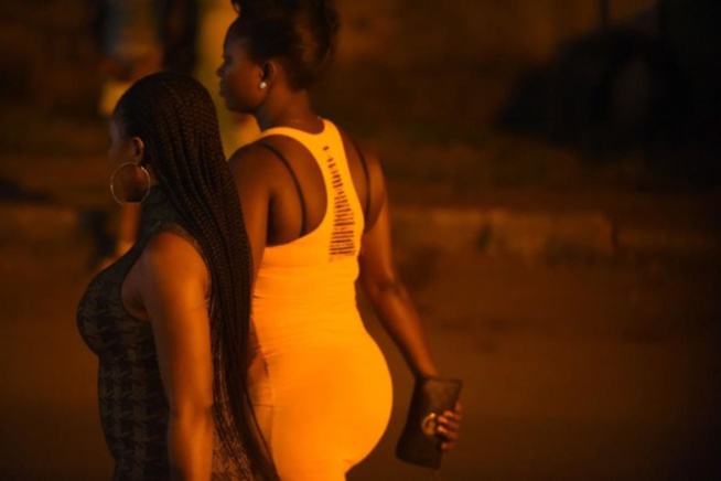Mbarane à Dakar : La vie risquée des filles " mbaraneuses" Mbarane à Dakar : La vie risquée des filles " mbaraneuses"