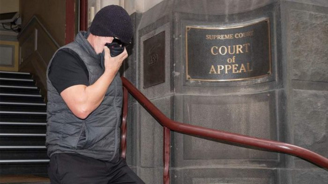 Le pet n'est pas un harcèlement ni de l'intimidation Le pet n'est pas un harcèlement ni de l'intimidation