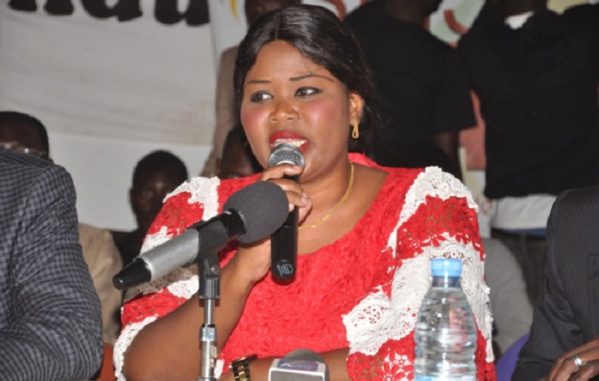 Fatoumata Niang Ba recadre Sonko : « C’est être nihiliste que de critiquer la pertinence du dialogue national » Fatoumata Niang Ba recadre Sonko : « C’est être nihiliste que de critiquer la pertinence du dialogue national »
