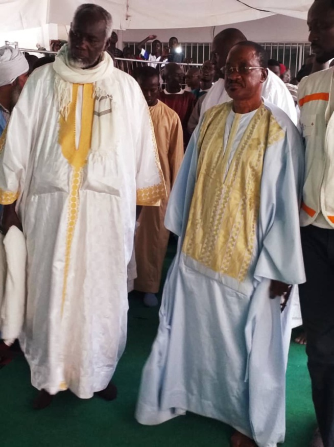 LAYLATUL QADR : Madické Niang à Touba auprès du Khalife général… LAYLATUL QADR : Madické Niang à Touba auprès du Khalife général…