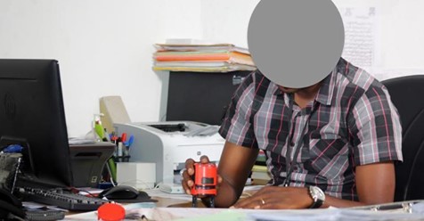 Impôts et domaines : Le directeur du Budget se fait voler 40 millions de FCFA dans son bureau Impôts et domaines : Le directeur du Budget se fait voler 40 millions de FCFA dans son bureau