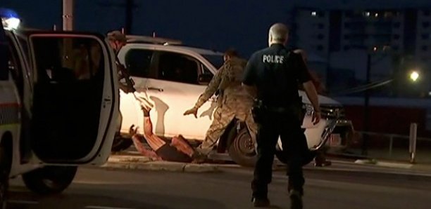 Un homme pénètre dans un hôtel et ouvre le feu: 5 morts en Australie Un homme pénètre dans un hôtel et ouvre le feu: 5 morts en Australie