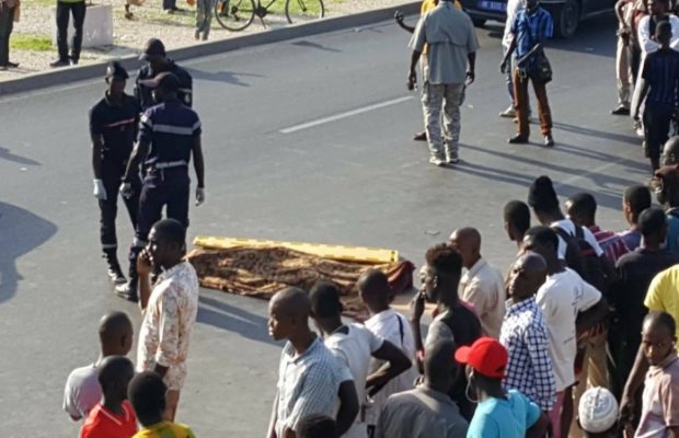 ACCIDENT À MALIKA : UN CONDUCTEUR DE MOTO MORT CALCINÉ ACCIDENT À MALIKA : UN CONDUCTEUR DE MOTO MORT CALCINÉ