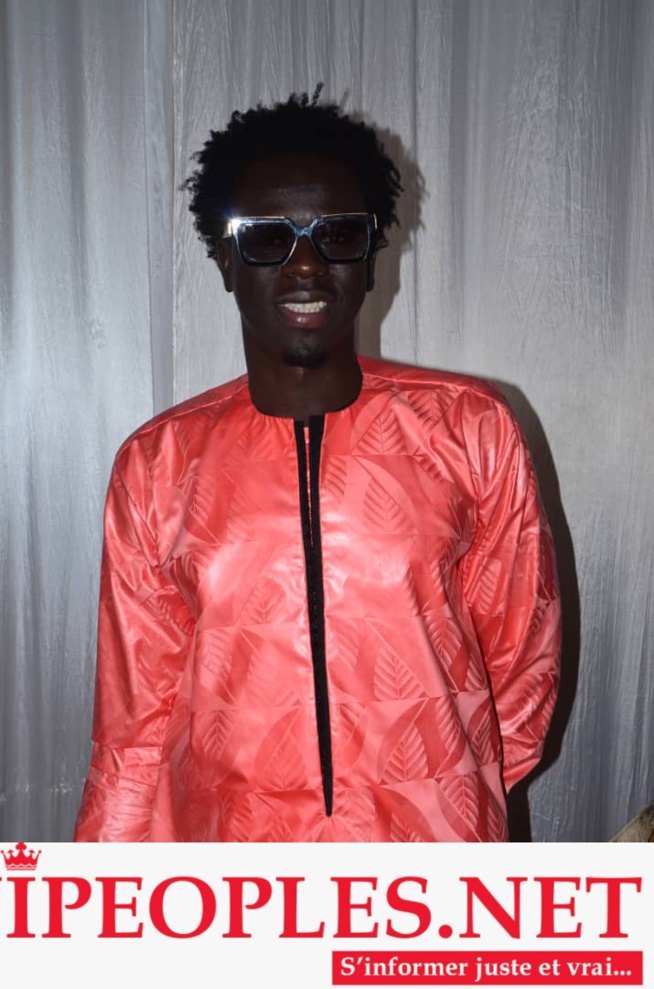 L'intégralité des images à ’’Massalikoul Djinane" : La prière de " Aïd-El-Fitr" dirigée par l'Imam Serigne Moustapha Mbacké.