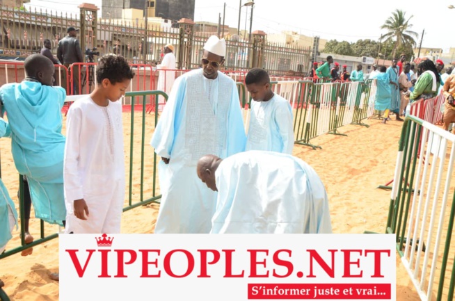Cheikh Amar, le patron de Holding Amar fait son entrée à Massalikoul Djinane.