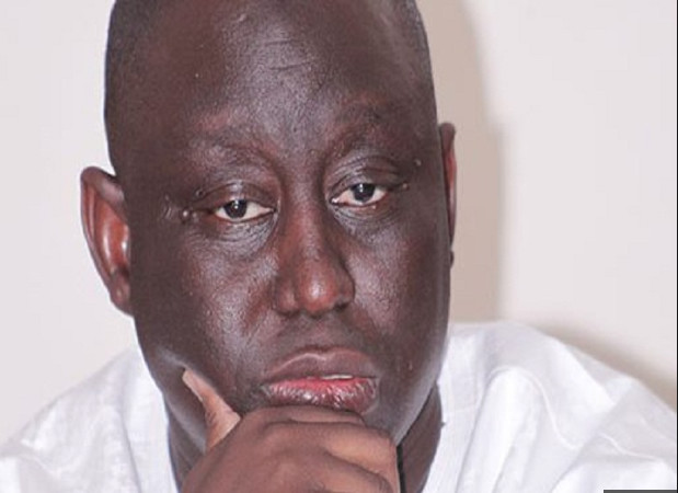 Mamoudou Ibra Kane: Aliou Sall renonce au Jury du Dimanche. Mamoudou Ibra Kane: Aliou Sall renonce au Jury du Dimanche.