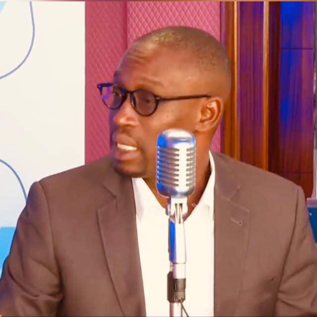 Le Sénégal avant tout... Des principes et des variables en communication Le Sénégal avant tout... Des principes et des variables en communication