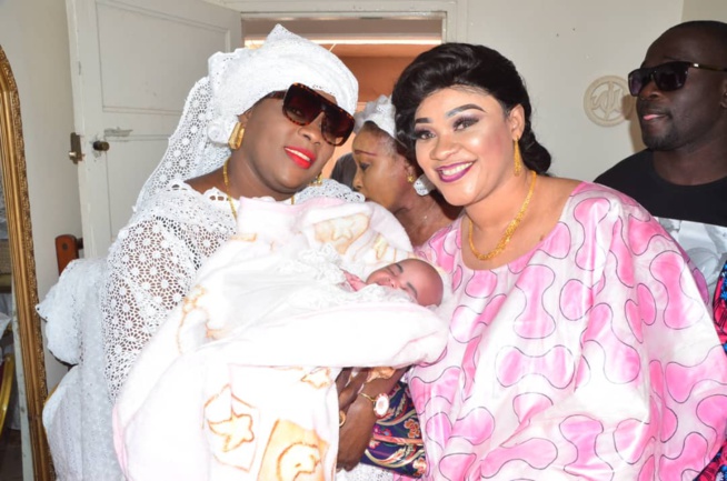 Ambiance au baptéme de Ngoma et Houphet Thiam Expresso. Ambiance au baptéme de Ngoma et Houphet Thiam Expresso.