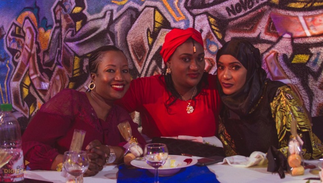 Novotél Pape Diouf se donne en spectacle live en guise de "ndewleunn"