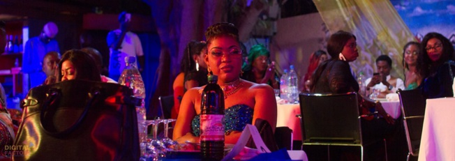 Novotél Pape Diouf se donne en spectacle live en guise de "ndewleunn" Novotél Pape Diouf se donne en spectacle live en guise de "ndewleunn"