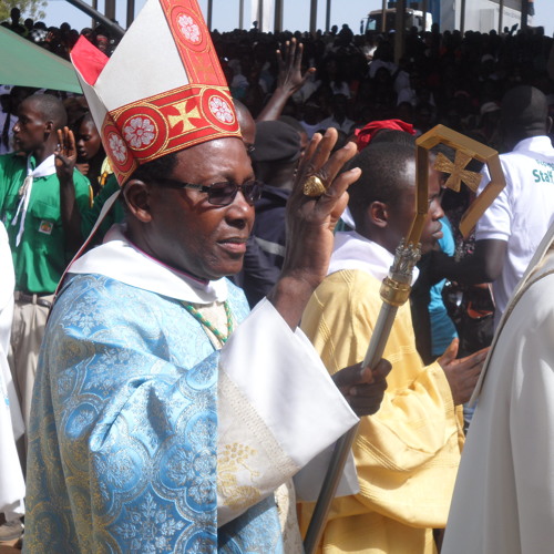 Education : Monseigneur Ernest Sambou déplore la dégradation de la qualité de l’enseignement Education : Monseigneur Ernest Sambou déplore la dégradation de la qualité de l’enseignement