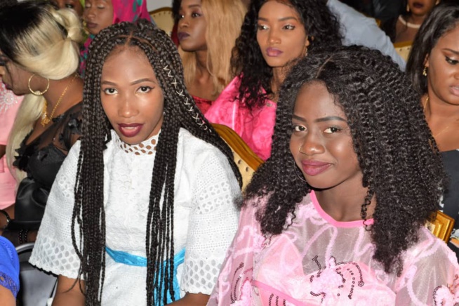 MAURITANIE SPÉCIAL KORITE: Momo Dieng crée l'embouteillage regardez ça. MAURITANIE SPÉCIAL KORITE: Momo Dieng crée l'embouteillage regardez ça.