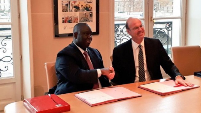 Scandale PetroTim révélé par BBC : Aliou Sall vilipendé auprès de son homologue français Scandale PetroTim révélé par BBC : Aliou Sall vilipendé auprès de son homologue français