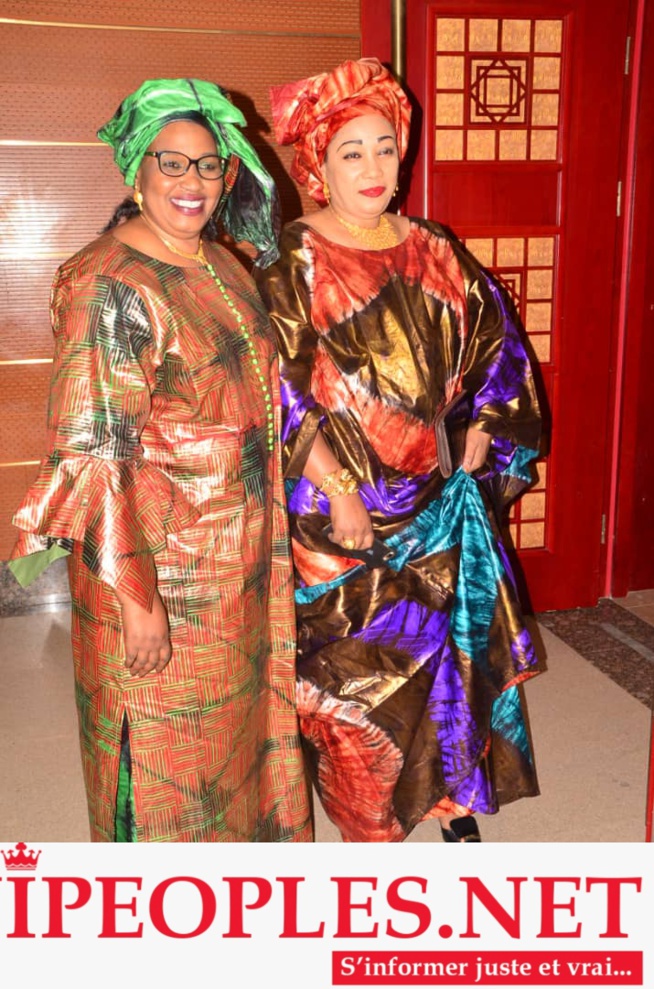 SANGNE SÉ NUIT DU BAZIN: Entrées des grandes dames en mode "THIOUB" au grand theatre.