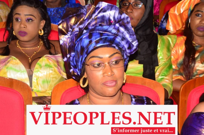 SANGNE SÉ NUIT DU BAZIN: Entrées des grandes dames en mode "THIOUB" au grand theatre. SANGNE SÉ NUIT DU BAZIN: Entrées des grandes dames en mode "THIOUB" au grand theatre.