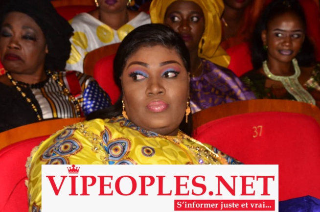 SANGNE SÉ NUIT DU BAZIN: Entrées des grandes dames en mode "THIOUB" au grand theatre. SANGNE SÉ NUIT DU BAZIN: Entrées des grandes dames en mode "THIOUB" au grand theatre.