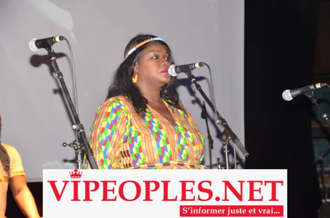 INSTITUT FRANÇAIS: La Diva Coumba Gawlo séduit son public INSTITUT FRANÇAIS: La Diva Coumba Gawlo séduit son public