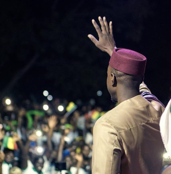 "Sonko n'a pas pris Air Sénégal pour des raisons de sécurité " "Sonko n'a pas pris Air Sénégal pour des raisons de sécurité "
