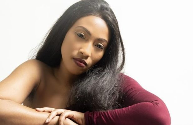 Georgette CHIDID, la très sexy frangine de Viviane CHIDID