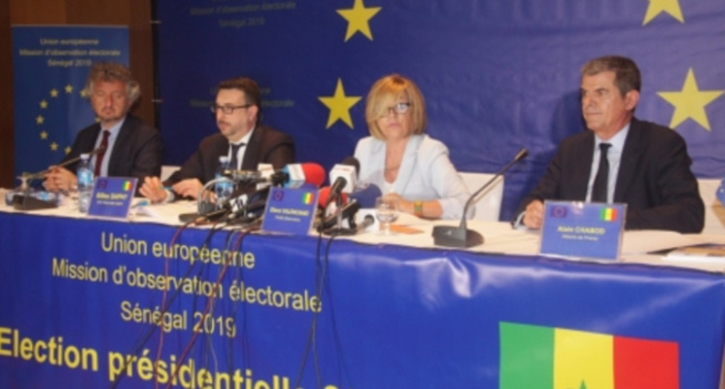 Rapport sur la présidentielle de 2019: L’Ue pointe les écueils qui plombent la neutralité et l’efficacité de la Cena Rapport sur la présidentielle de 2019: L’Ue pointe les écueils qui plombent la neutralité et l’efficacité de la Cena