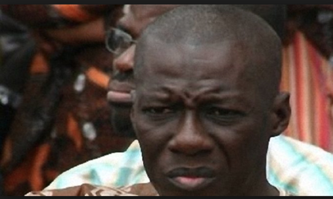 Décé de Mor Fadam, le promoteur Serigne Modou Niang effondré. Décé de Mor Fadam, le promoteur Serigne Modou Niang effondré.