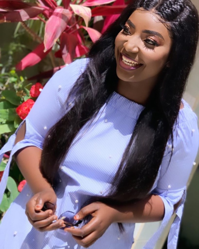 L'actrice Maman, très classe et stylés L'actrice Maman, très classe et stylés