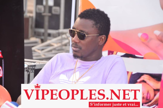 SDAVE: Waly Seck prend leur défense et salue leur travail. "Mane Waly guissna sama boop si sen liguéy." SDAVE: Waly Seck prend leur défense et salue leur travail. "Mane Waly guissna sama boop si sen liguéy."