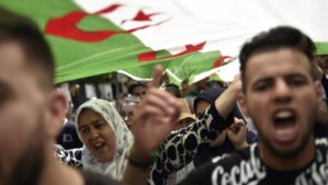 Algérie: Plusieurs arrestations au 18e vendredi de manifestations Algérie: Plusieurs arrestations au 18e vendredi de manifestations