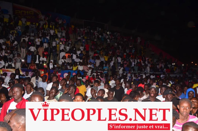 FÉTE DE LA MUSIQUE: Waly Seck monte l'adrénaline au Stadium Marius Ndiaye avec Miss Labado. FÉTE DE LA MUSIQUE: Waly Seck monte l'adrénaline au Stadium Marius Ndiaye avec Miss Labado.