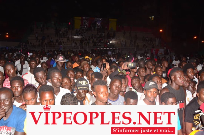 FÉTE DE LA MUSIQUE: Waly Seck monte l'adrénaline au Stadium Marius Ndiaye avec Miss Labado. FÉTE DE LA MUSIQUE: Waly Seck monte l'adrénaline au Stadium Marius Ndiaye avec Miss Labado.