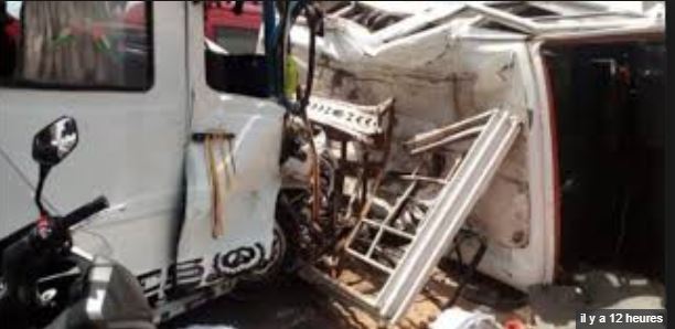 Croisement Niacourab: Six personnes d’une même famille tuées dans un accident de la circulation Croisement Niacourab: Six personnes d’une même famille tuées dans un accident de la circulation