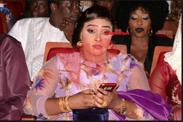 AFFAIRE ALIOU SALL: Fatou Thiam «Sonko doit éclaircir son patrimoine foncier au lieu de tromper le peuple» «Clédor Sène doit raser les murs AFFAIRE ALIOU SALL: Fatou Thiam «Sonko doit éclaircir son patrimoine foncier au lieu de tromper le peuple» «Clédor Sène doit raser les murs