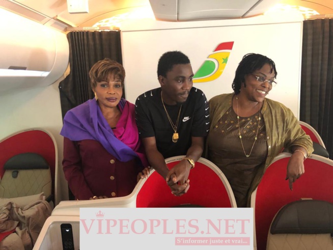 Les images du départ de Waly Seck pour son concert du 29 juin à Londres Les images du départ de Waly Seck pour son concert du 29 juin à Londres