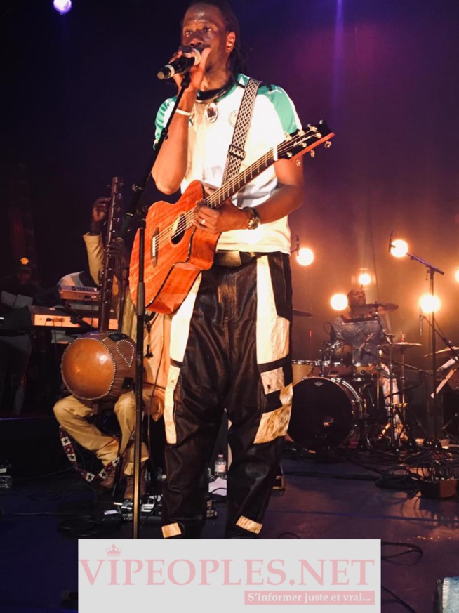 FÉTE DE LA MUSIQUE: 6 Minutes 38 seconde, Carlou D donne un show époustouflante à Bruxelles FÉTE DE LA MUSIQUE: 6 Minutes 38 seconde, Carlou D donne un show époustouflante à Bruxelles