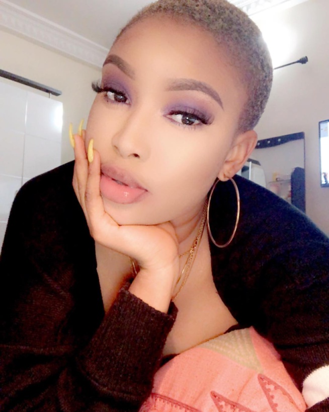 Après sa vidéo sulfureuse dans le clip de « Ngaaka Blindé », Soukeyna se la joue « allumeuse » ! Après sa vidéo sulfureuse dans le clip de « Ngaaka Blindé », Soukeyna se la joue « allumeuse » !